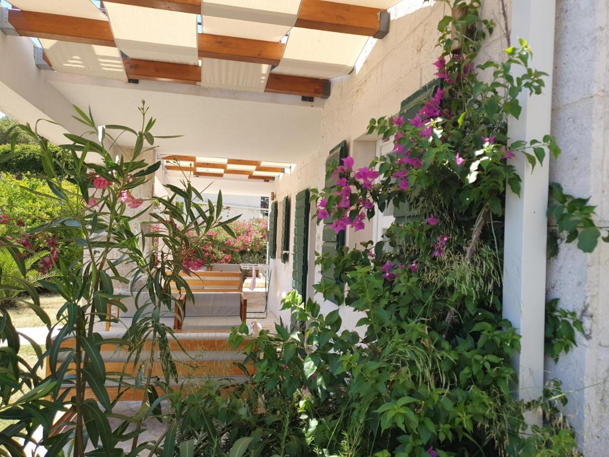 Apartments Lolita Bol Luaran gambar